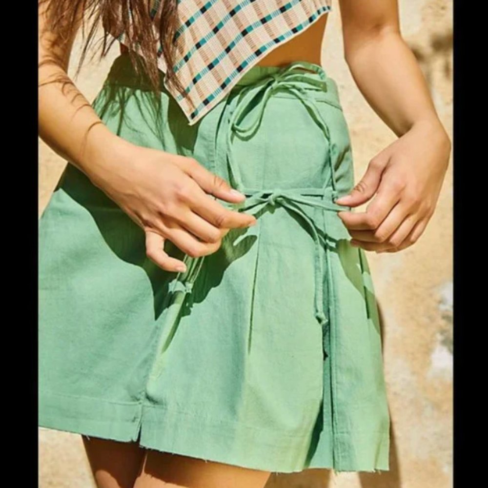 ⭐️ Acing It Boho Peasant Hipster Hippie Art Deco Farm Street Tie Bow Mini Skirt